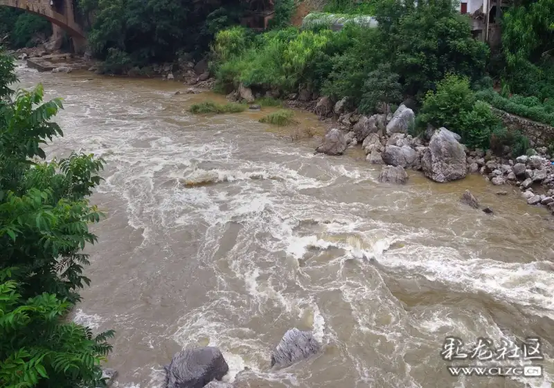 河铁索桥战斗中,红军共牺牲79人,四师政治部主任肖令彬同志也光荣牺牲