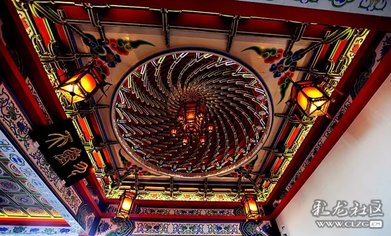 滕王阁,中国四大名楼之一,南方现存唯一一座皇家建筑.