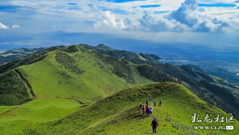 寻甸凤龙山凤梧山风光