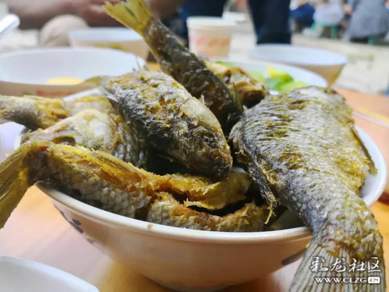 富民麦场谷花鱼,就爱这一碗!(摄影:下雨天)