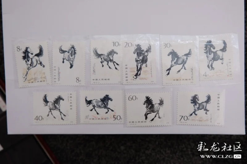 徐悲鸿的八骏图,父亲特别宝贝的一套邮票,不准别人拿,只能看.