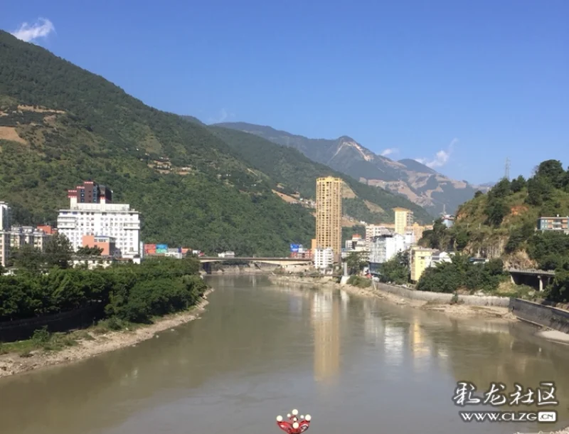 怒江州泸水县六库镇风景一角020202020202和谐塔灵山寺