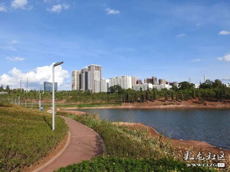 云南安宁宁湖公园小景