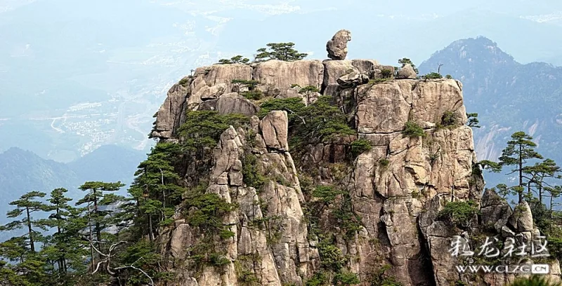 黄山奇石:"梦笔生花","猴子望太平"!