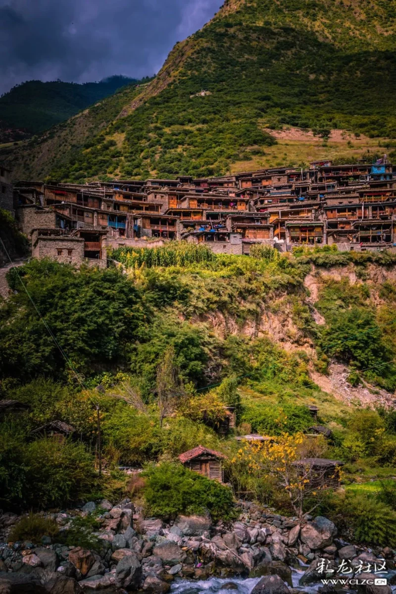 探秘最原始古村落一妻多夫的俄亚大村究竟是什么地方