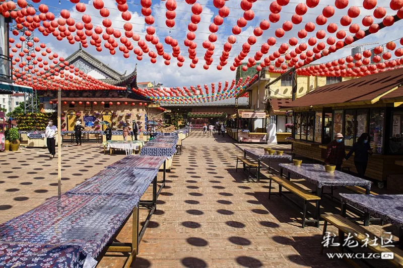 玉溪青花街玉溪青花街位于红塔大道95号是玉溪市红塔区重点打造的文化