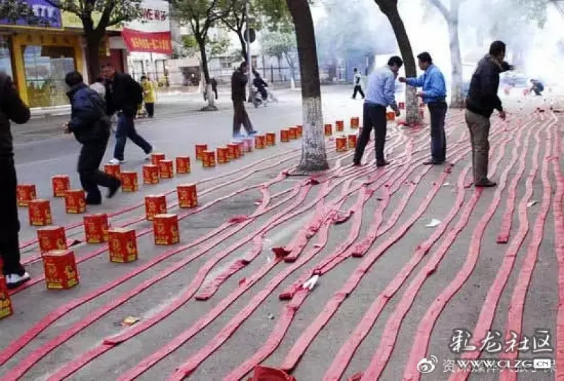 非要让鞭炮来承担环境污染的问题鞭炮说这个锅我不背