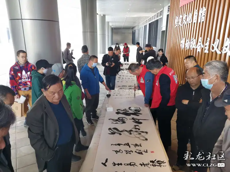 安宁市书协百幅书法百米长卷庆祝建党100周年