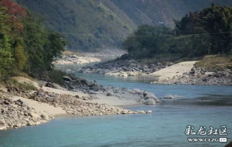 怒江一登埂澡塘