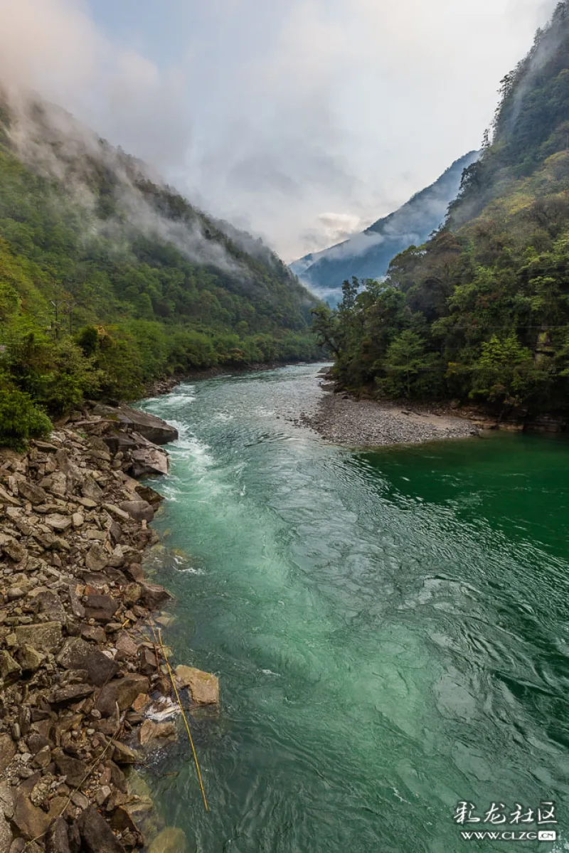 独龙江风景