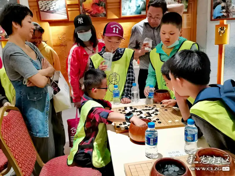 第三季遇见唯美官渡之四十六端午期间云子棋院举行百人围棋赛暨名人