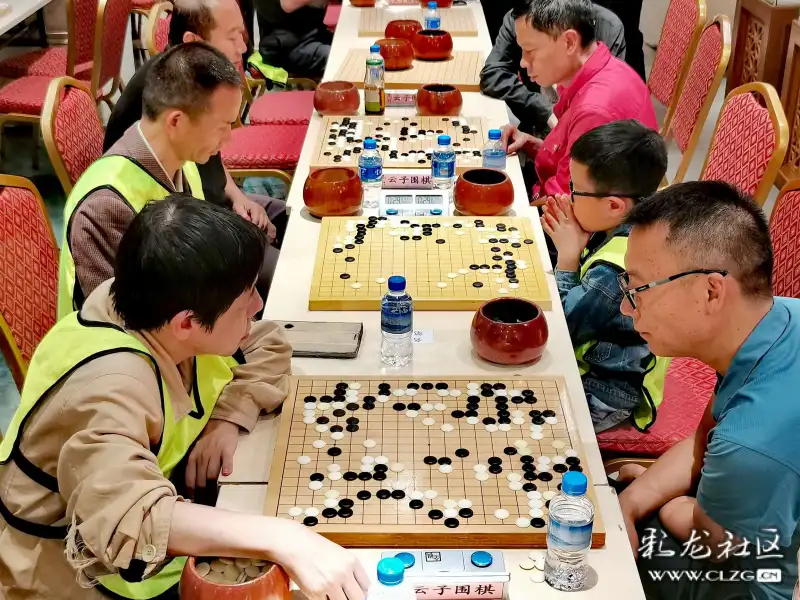 第三季遇见唯美官渡之四十六端午期间云子棋院举行百人围棋赛暨名人