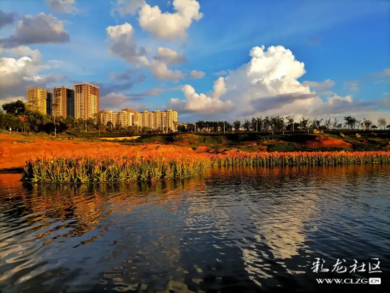 昆明安宁风景入画的宁湖