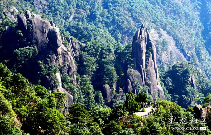 奇峰怪石,景色迷人,风景如画的三清山!