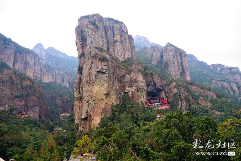 雁荡山三绝之一灵峰合掌峰双笋峰