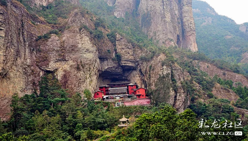 雁荡山三绝之一灵峰合掌峰双笋峰