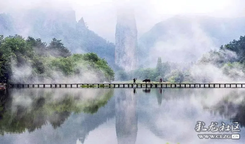 浙江丽水仙都仙堤朱潭山