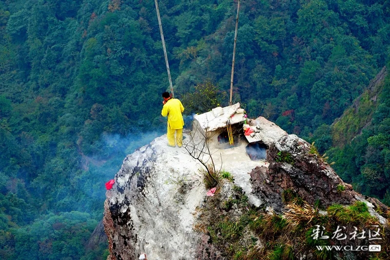 湖南崀山八角寨"群螺观天"风景蔚然大观!