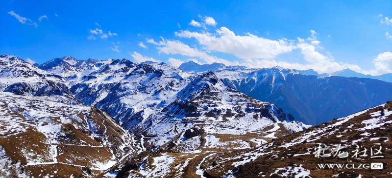 滇中第一高峰一一雪岭雪山雄鹰