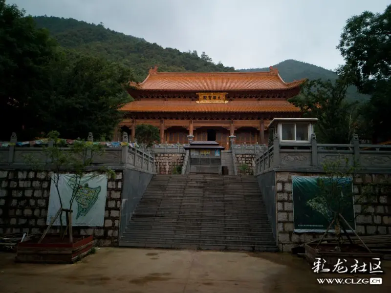 富民九峰山之西华禅寺图片