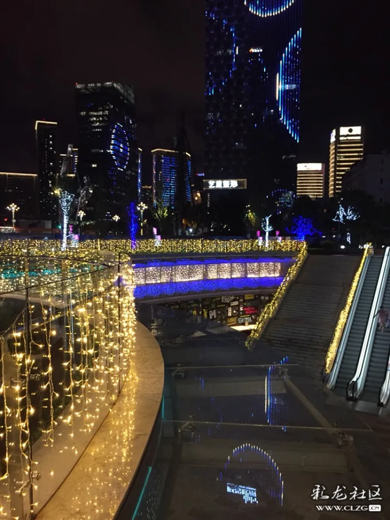 发现云南之美同德广场夜景一角