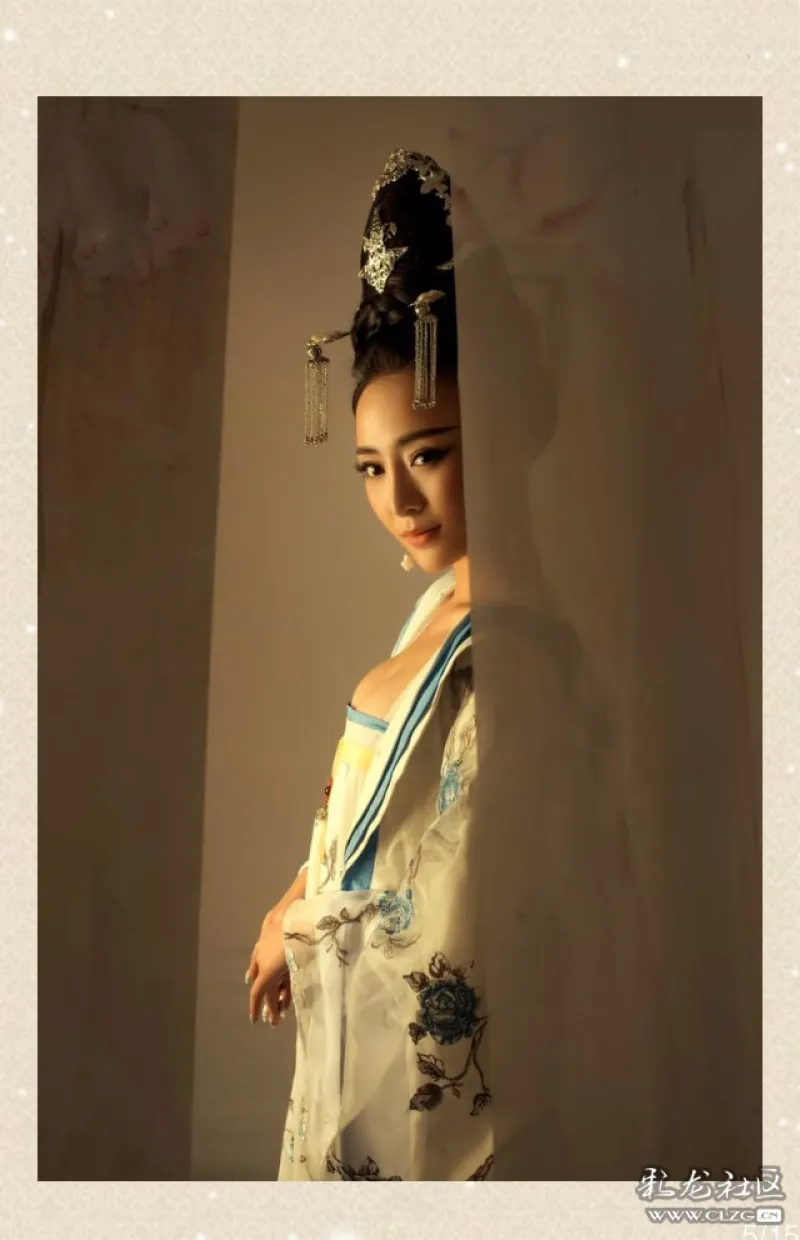 昆明古装摄影忆东唐月将沉