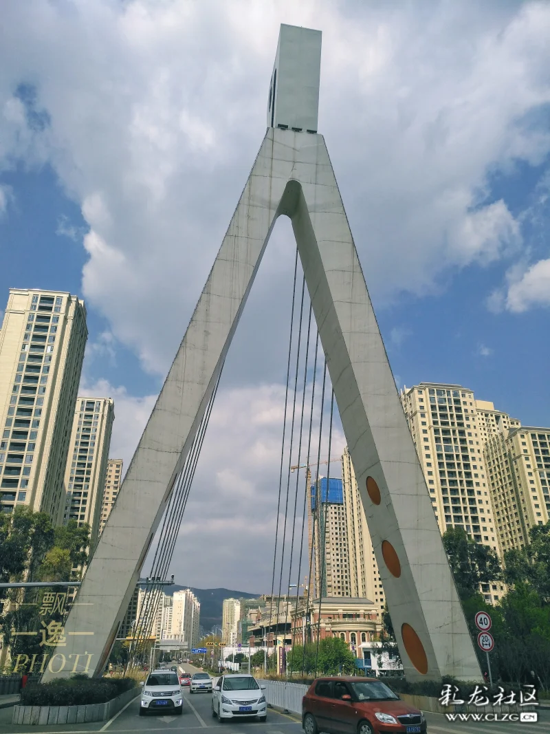 行走中,感受盘龙江的变迁