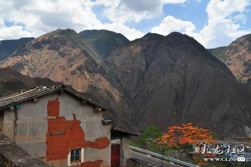 易门县绿汁镇铜运驿道凤凰花节等着你