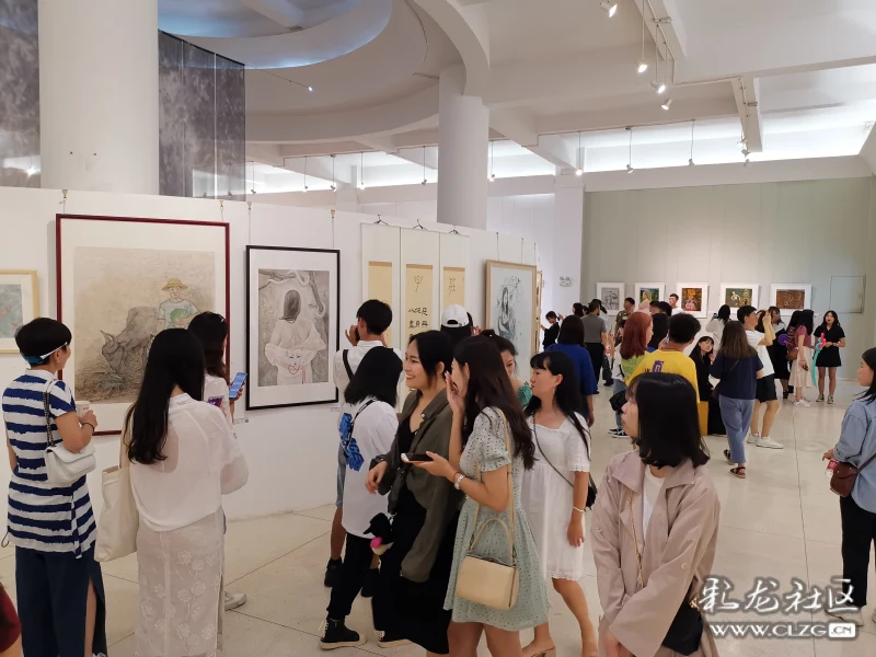 云南艺术学院文华学院美术学院2019届毕业生作品展今天在袁晓岑美术馆