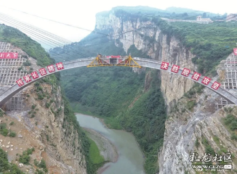 總投資5900萬元連接雲貴川的雞鳴三省大橋2019年底竣工