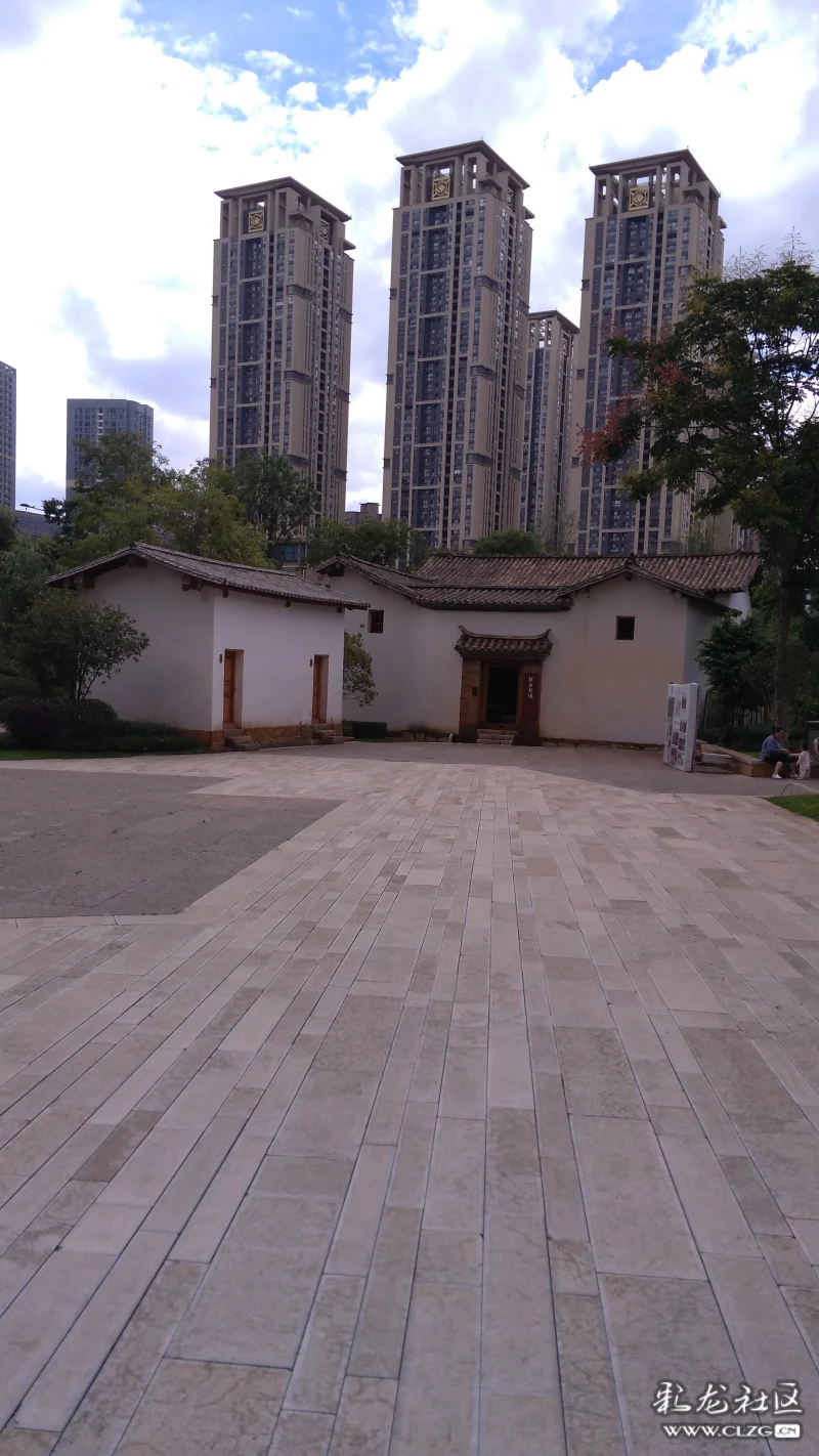 俊发城闻一多公园