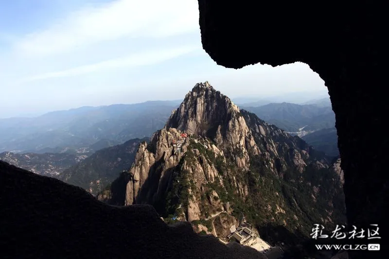 登頂黃山最高峰蓮花峰