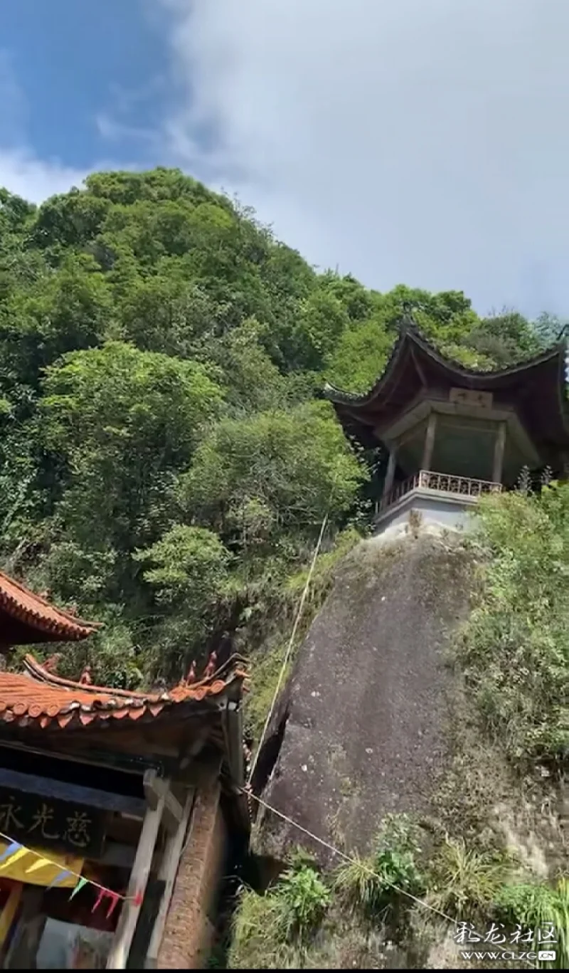 腾冲宝峰寺头天门