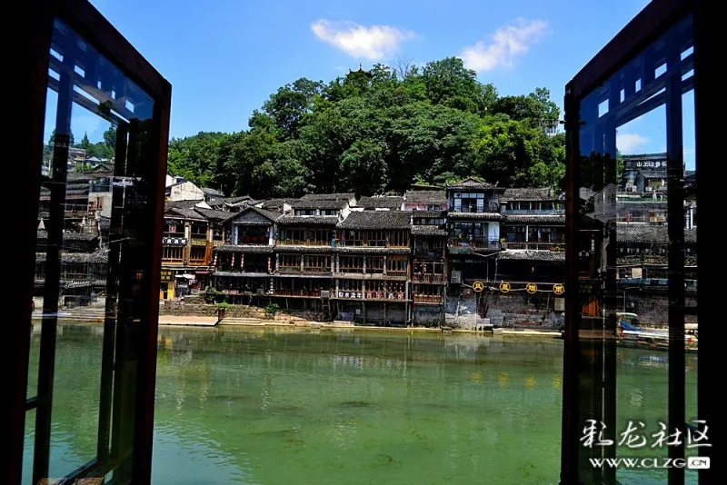 潇湘行航拍湘西凤凰古城