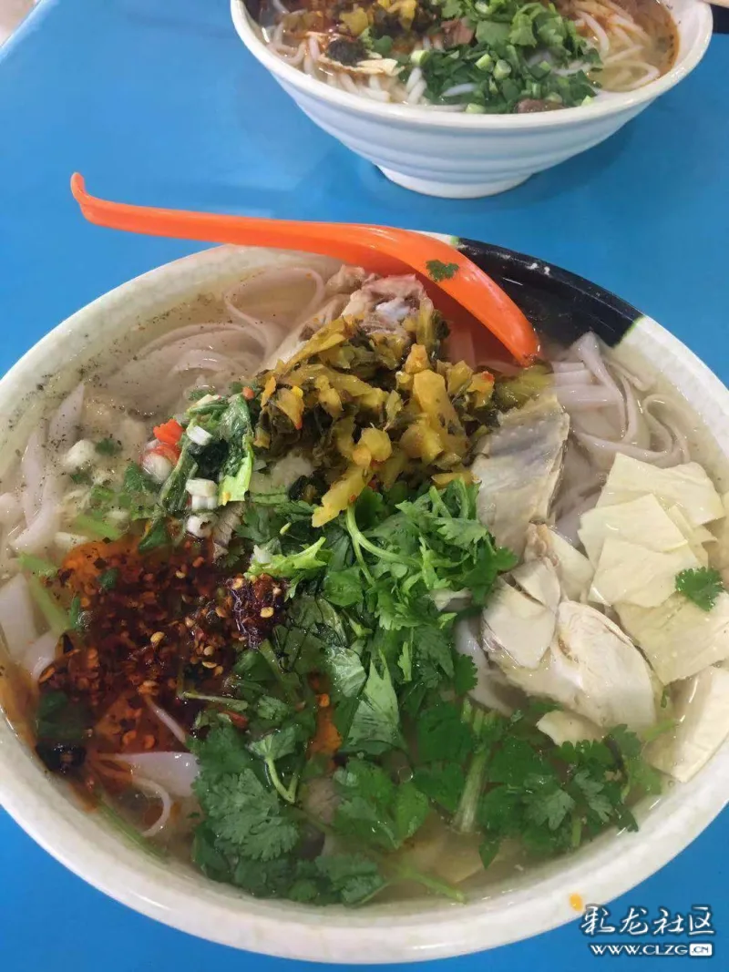 每日早餐土鸡卷粉