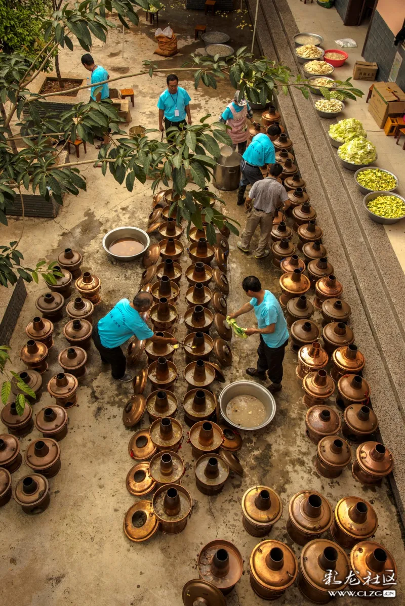 江川特色风味铜炊锅组照