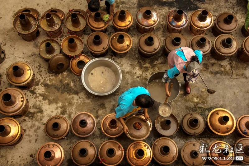 江川特色风味铜炊锅组照