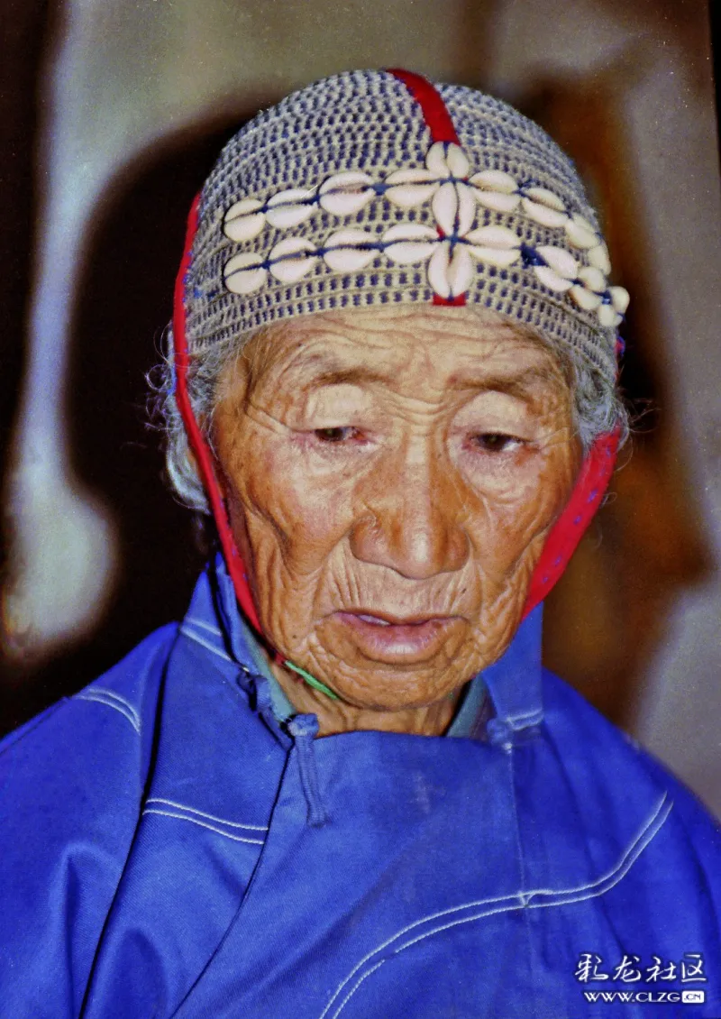 三进白泥塘探索云南僰人之迷共四集之一僰人服饰