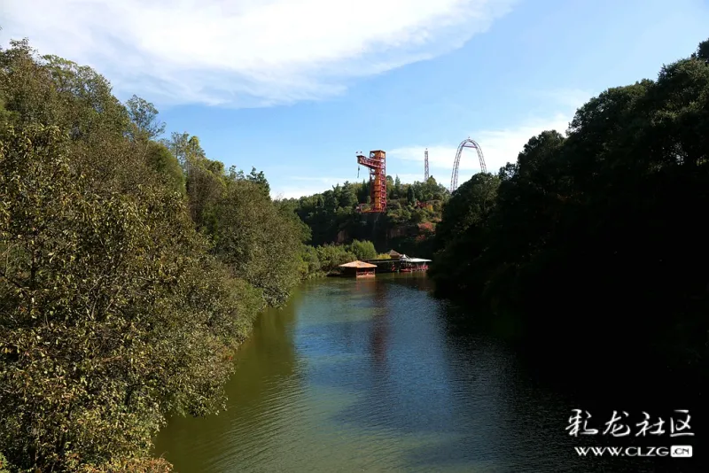 游览昆明玉龙湾公园