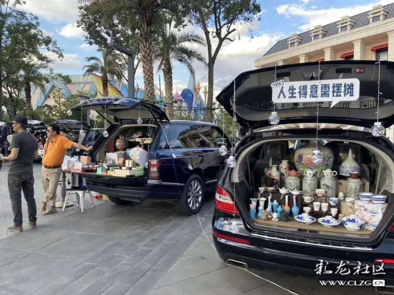 开放地摊无疑是好政策,也迅速获得了舆论的支持",豪车摆摊这不是