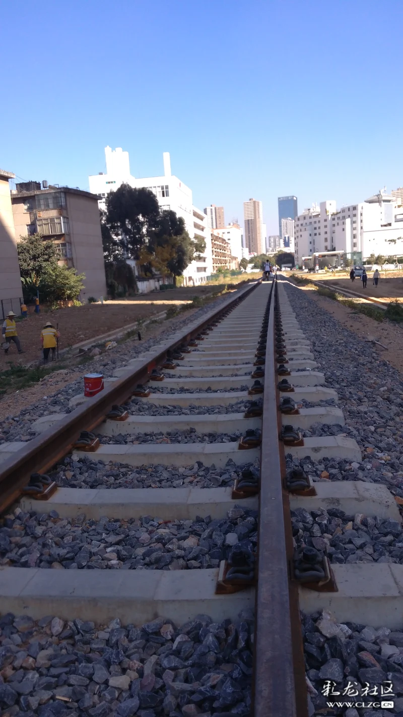 昆石铁路任我通行二