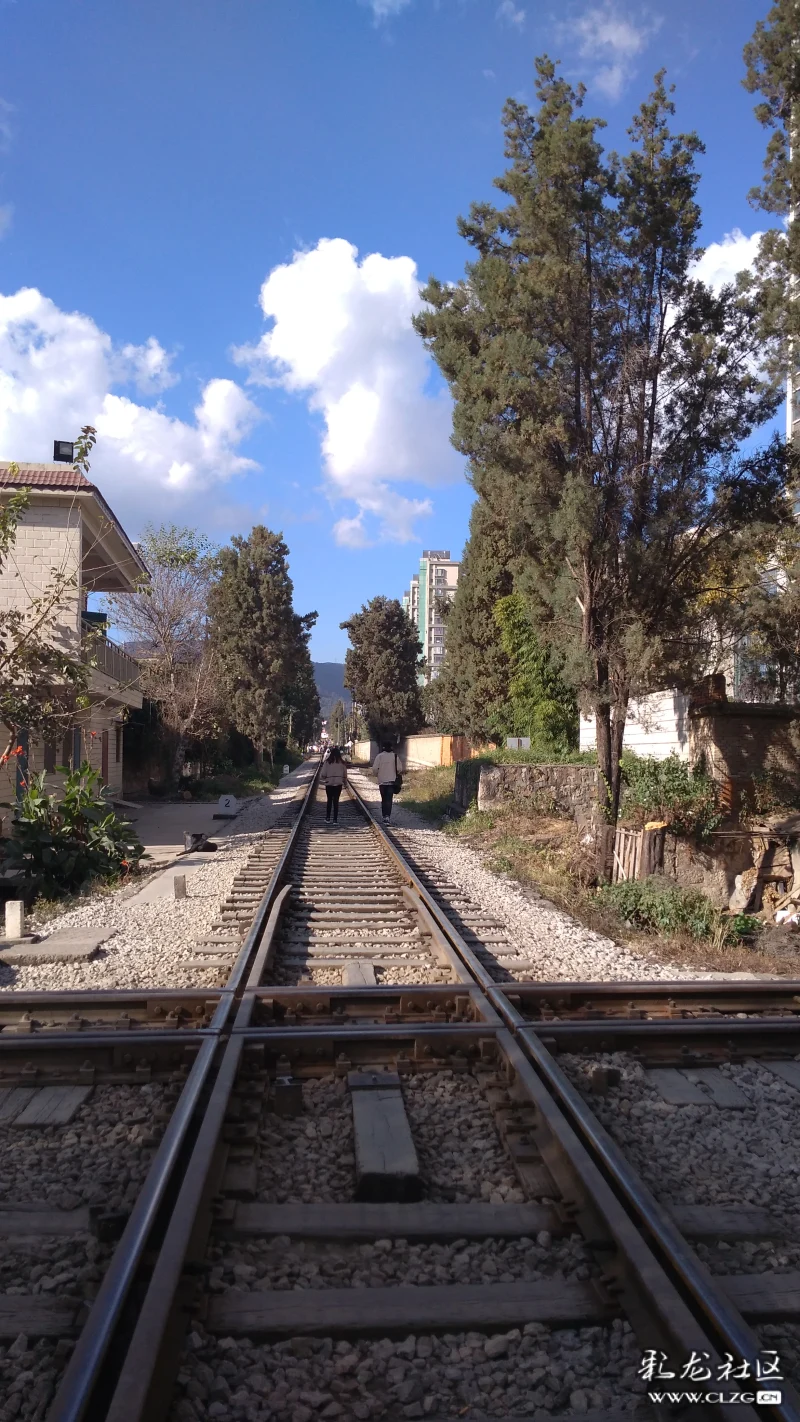 昆石铁路任我通行七