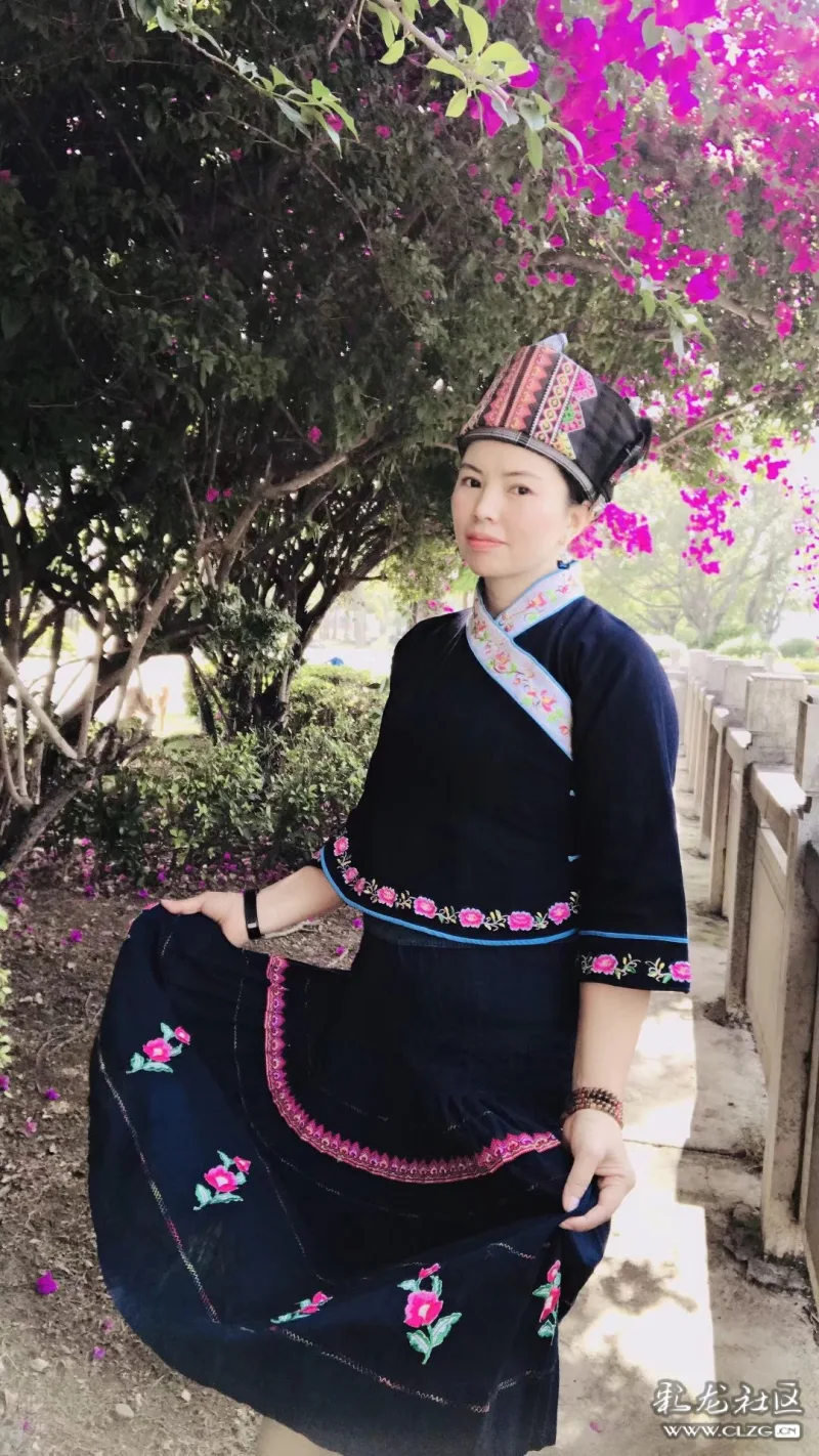 富宁少数民族时装3壮族黑色女装
