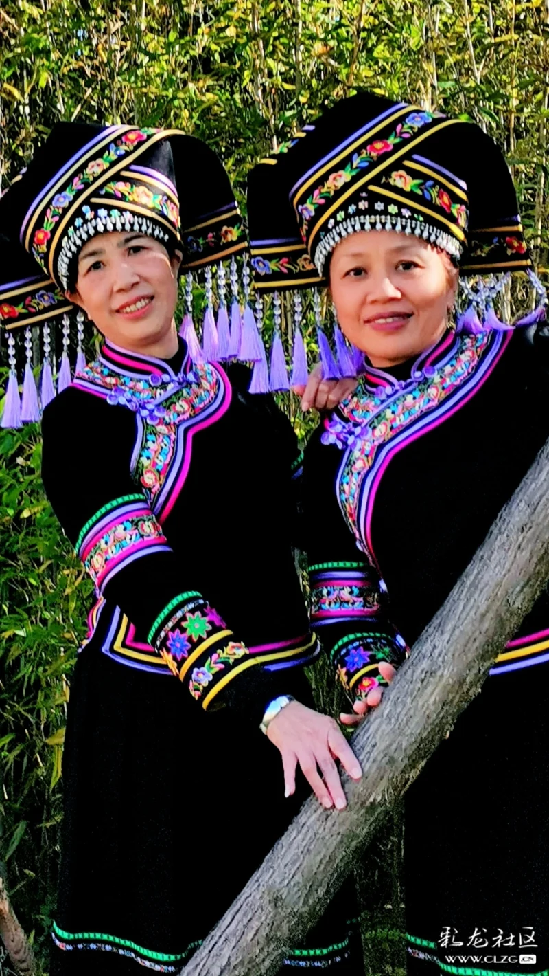 富宁少数民族时装3壮族黑色女装