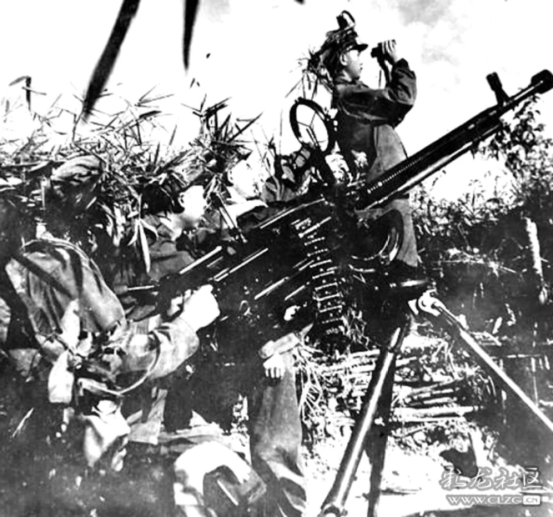 援老抗美老兵祝贺老挝有了首条高速公路