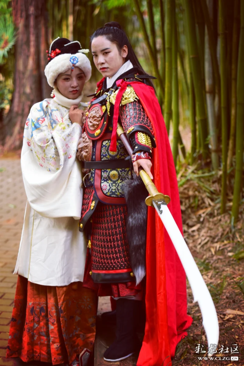 舞刀弄枪的古风摄影