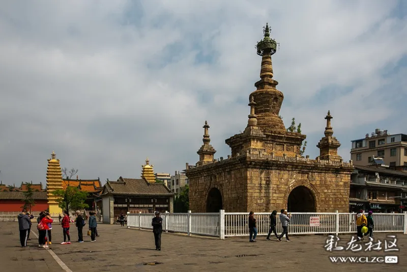 千年歷史的官渡古鎮是古滇文化的發祥地之一,匯聚了五個朝代的古建築