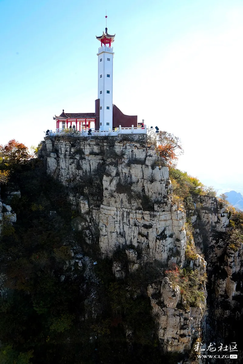 英雄五壮士威震狼牙山