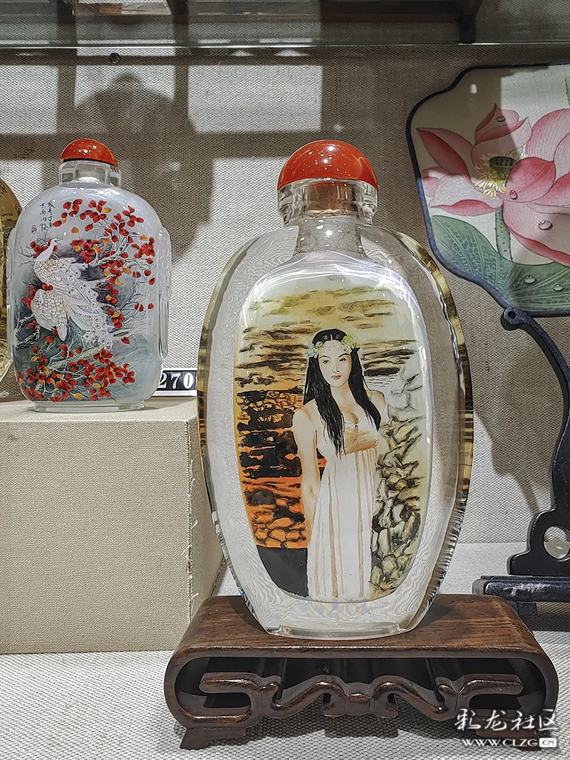 方寸之内显乾坤 ——记滇派内画,非遗文化传承人"孙鸿雁"