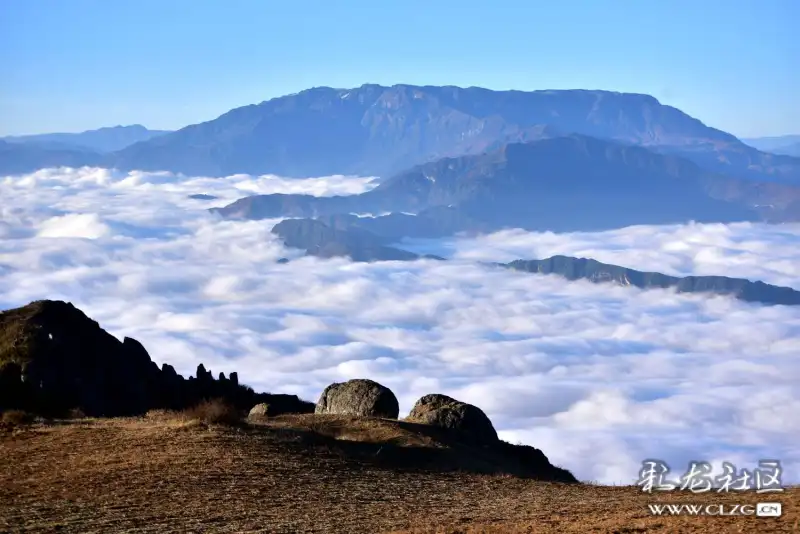 昭通大山包雞公山雲海